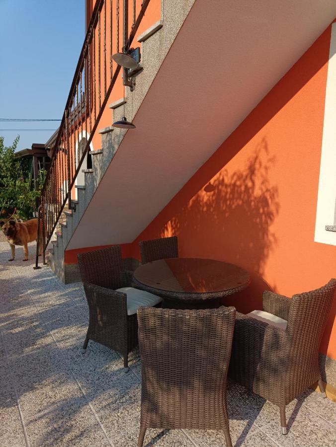 Apartment Dorina Buje Luaran gambar