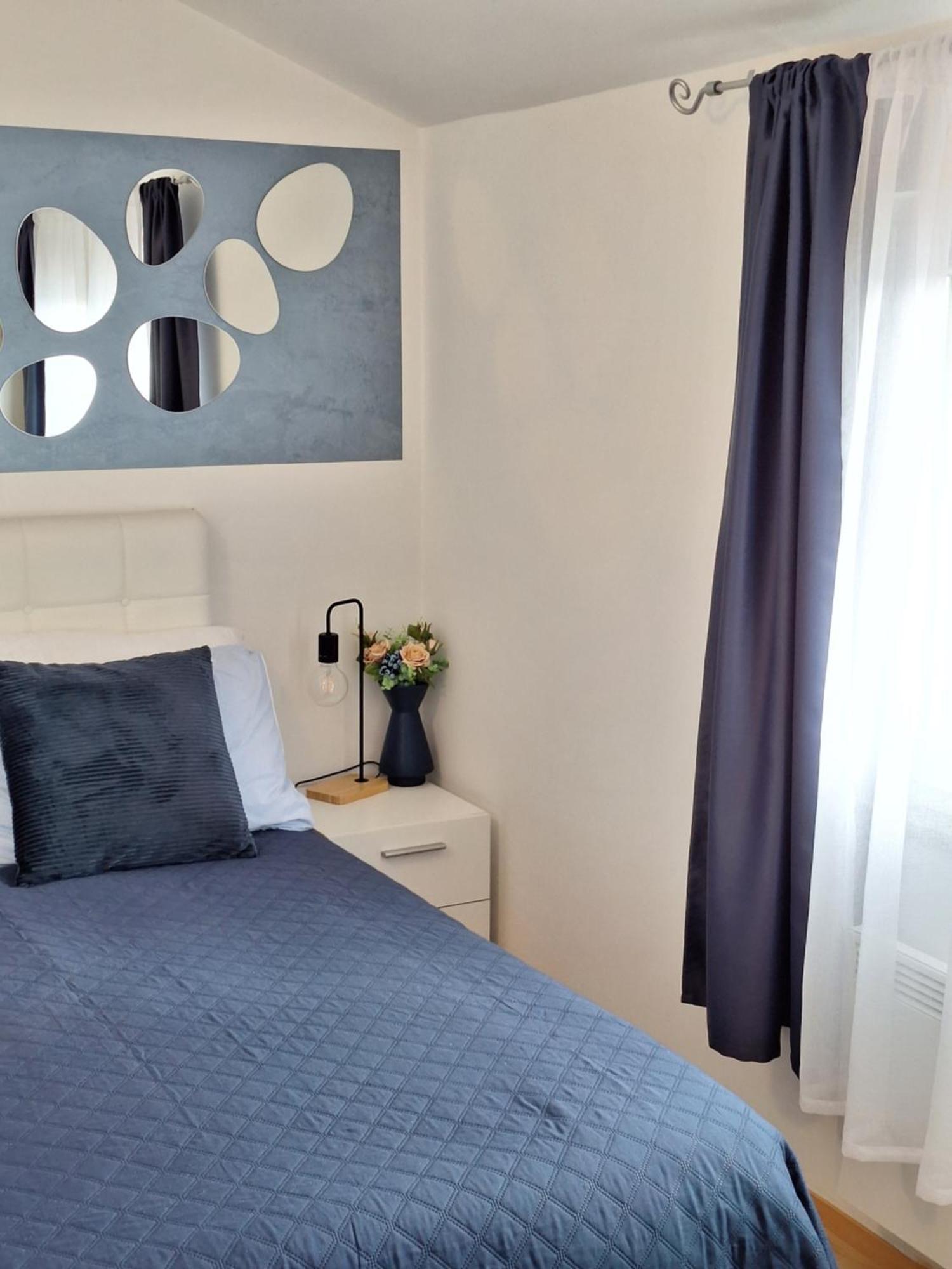 Apartment Dorina Buje Luaran gambar