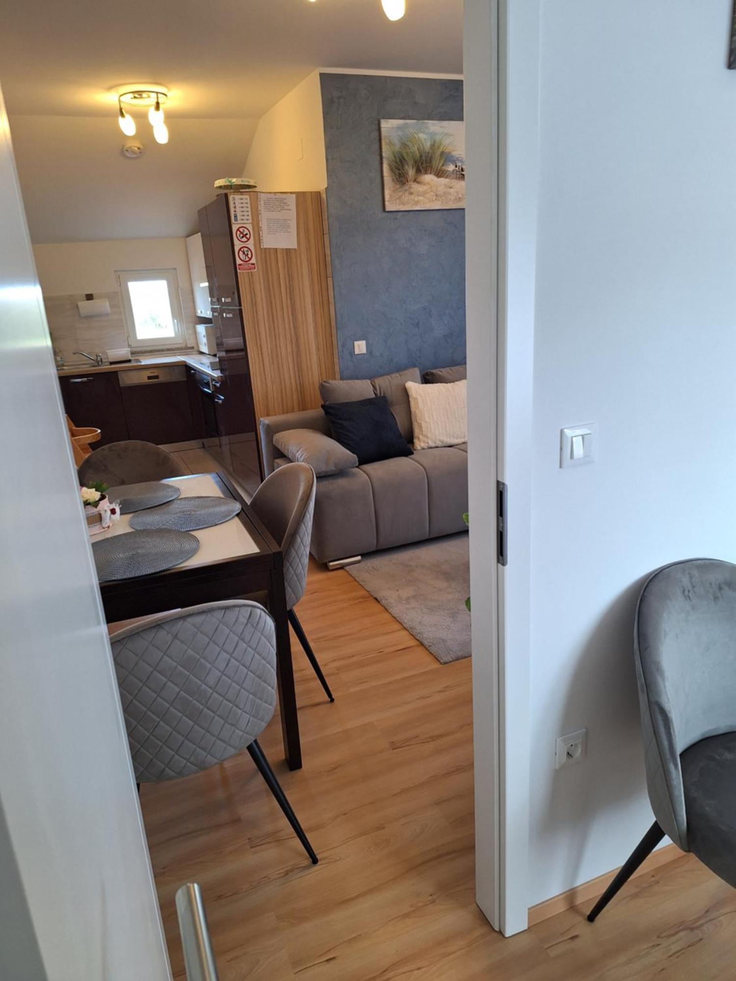 Apartment Dorina Buje Luaran gambar